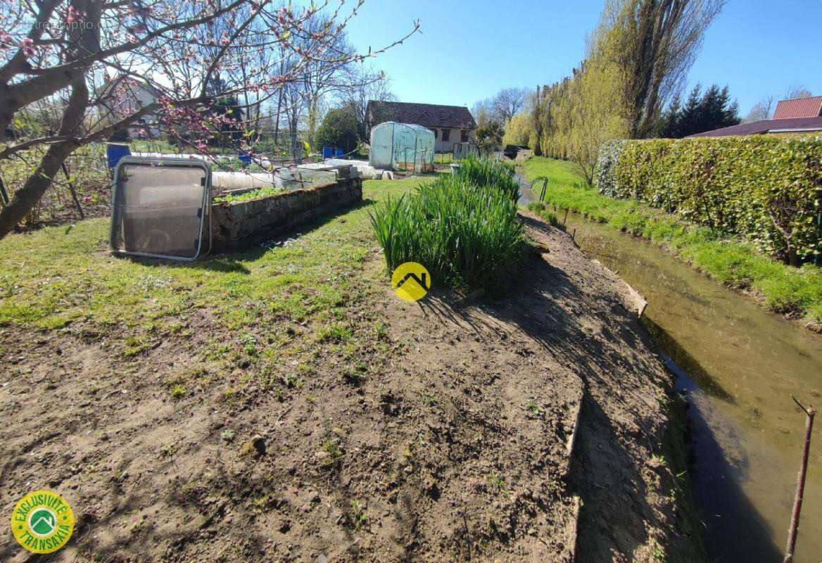 Maison à VAILLY-SUR-SAULDRE