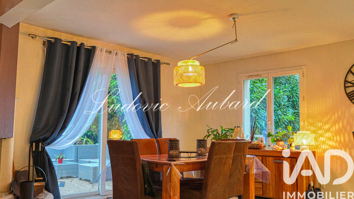 Photo 2 - Maison à MERY-SUR-OISE