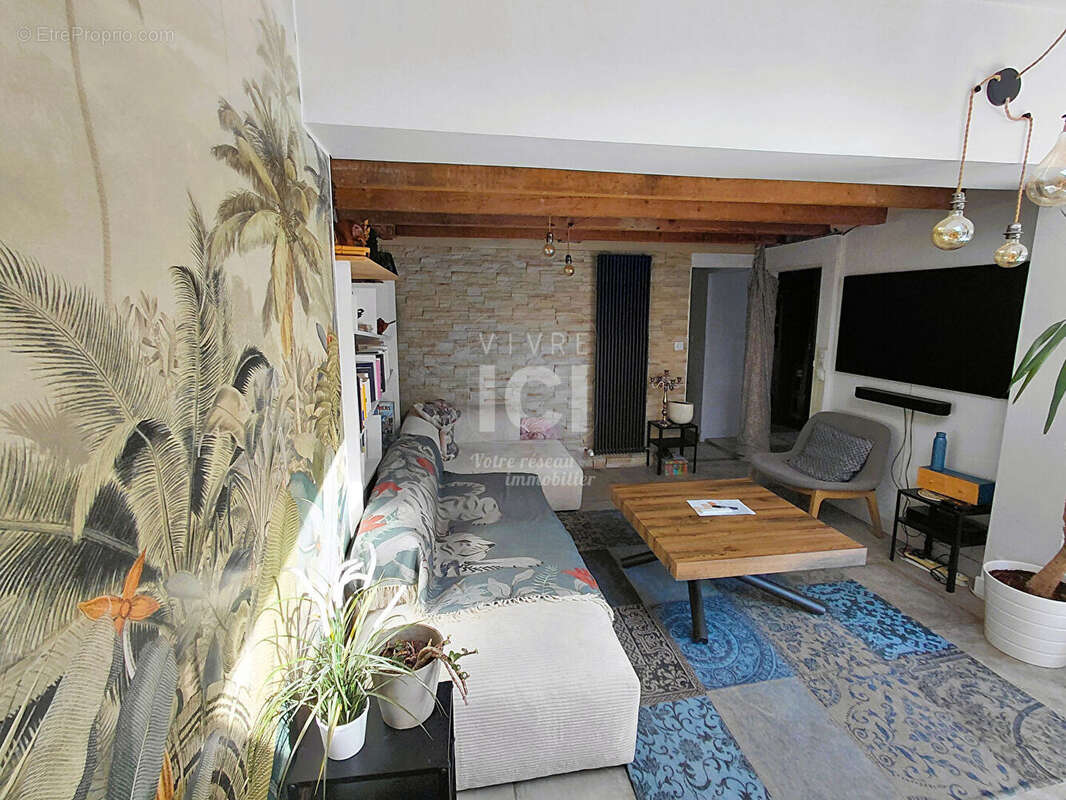 Maison à SAINTE-LUCE-SUR-LOIRE