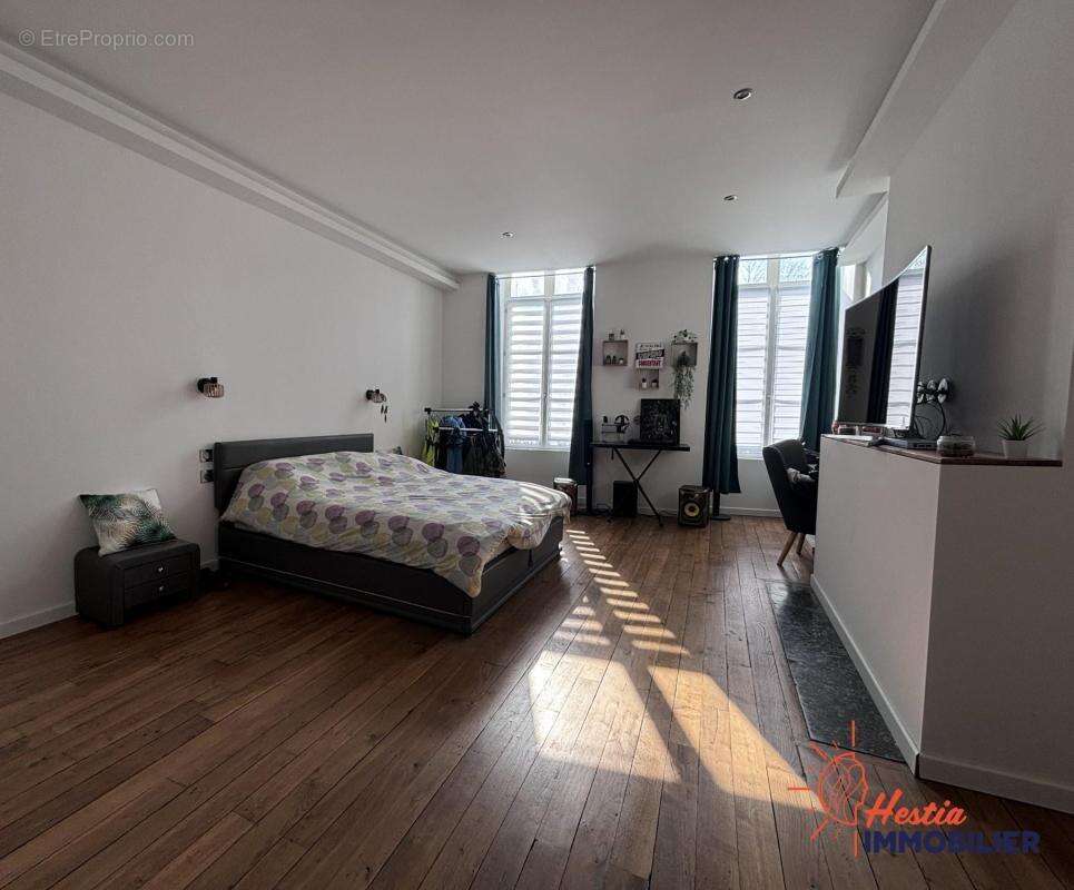 Maison à SAINTE-MENEHOULD