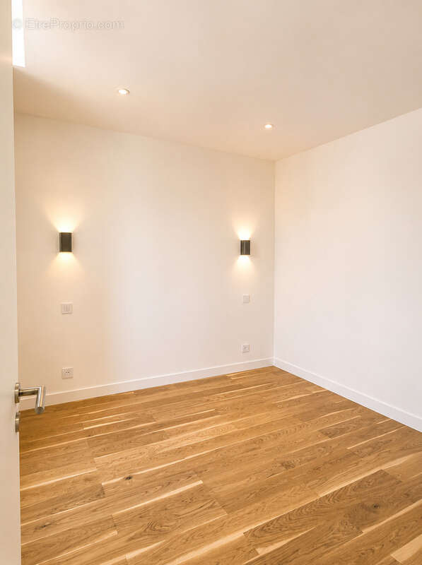 Appartement 3 pièces  Place Garibaldi , Place du Pin , rénové luxe étage élevé ascenseur, 2 balcon - photo 12