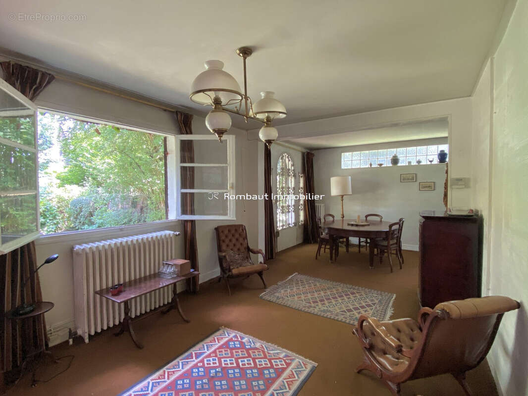 Maison à LA CELLE-SAINT-CLOUD