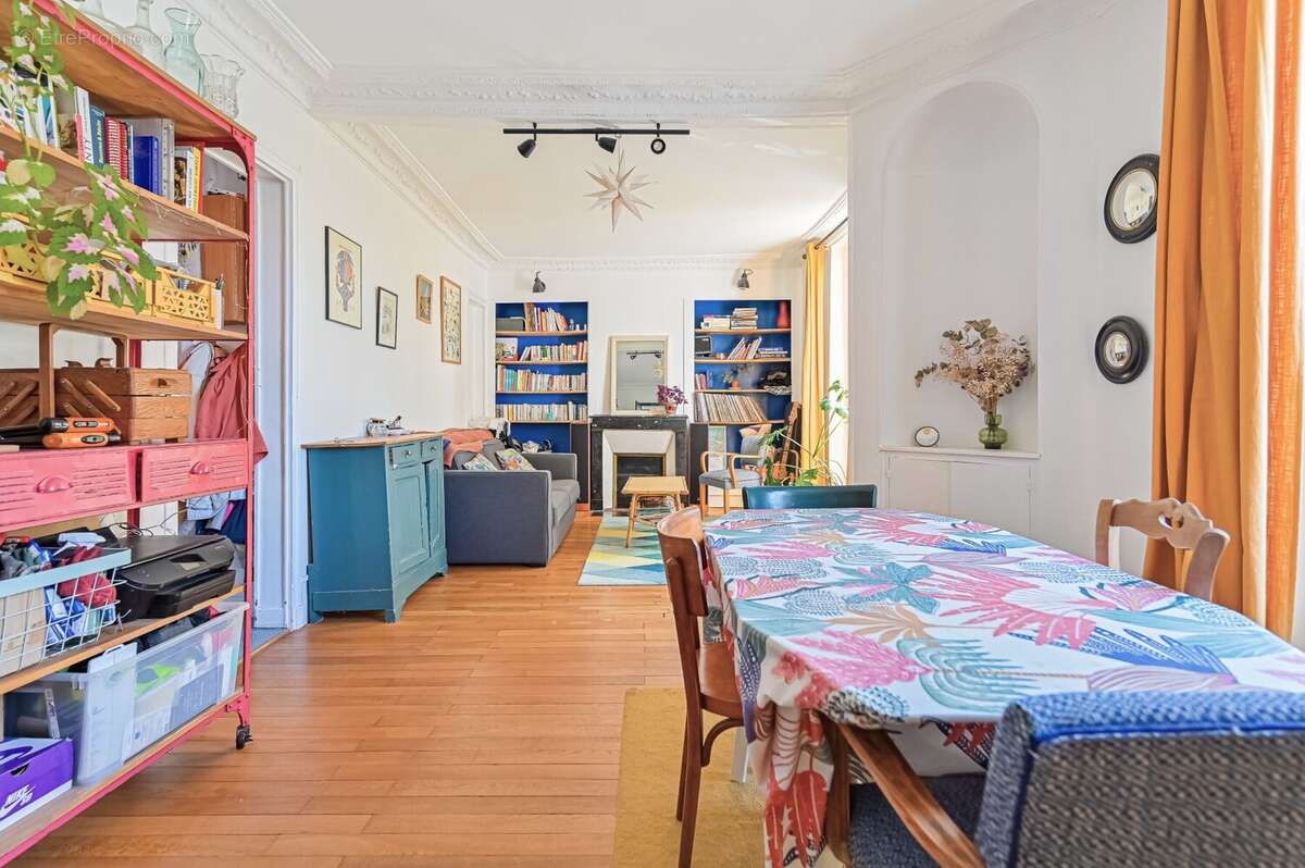 VIS_3044 - Appartement à LES LILAS