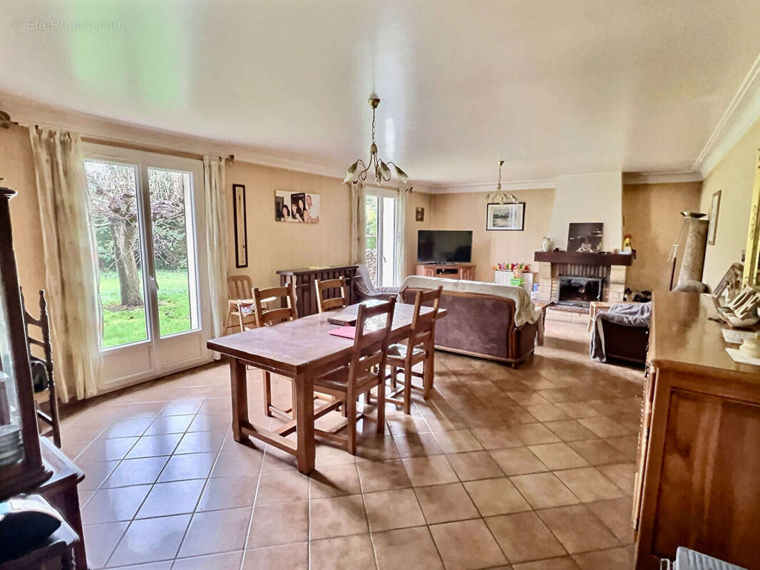 Maison à CASTELMORON-SUR-LOT