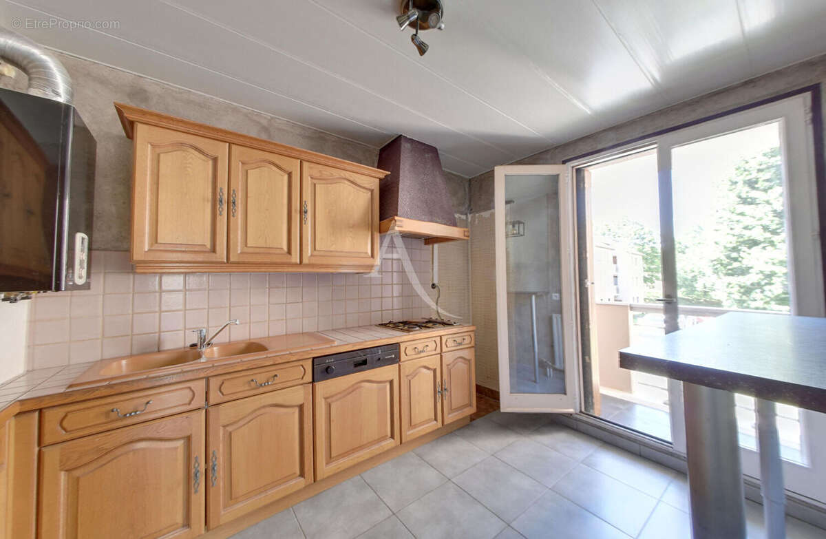 Appartement à PONTAULT-COMBAULT