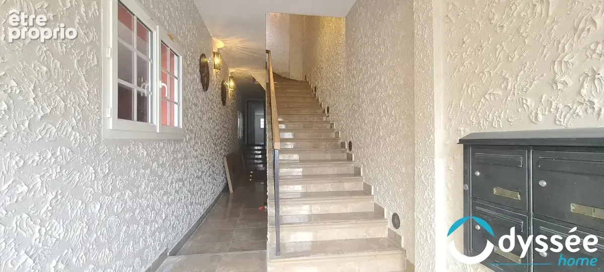 Appartement 215 m² à Argenteuil  - photo 5