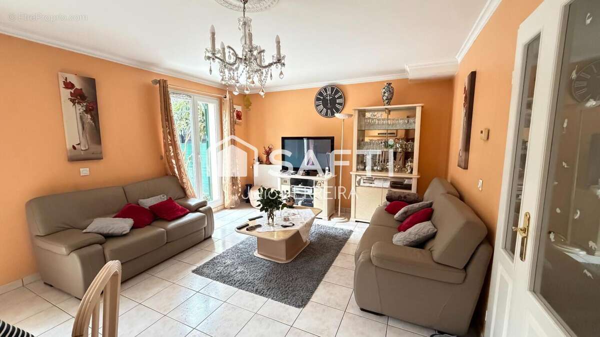 Photo 4 - Maison à PONTAULT-COMBAULT