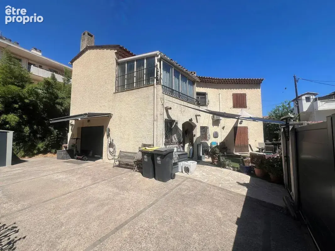 Maison à CANNES