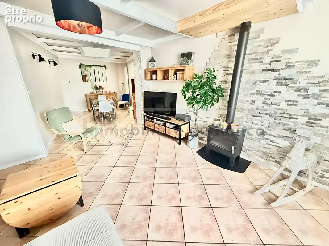 Maison rénovée avec garage - photo 2