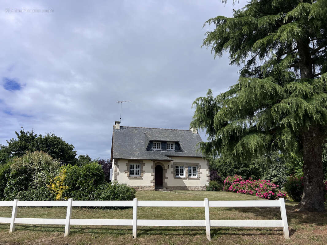 Maison à HENANSAL