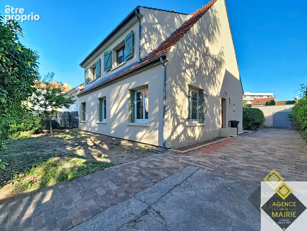 Maison familiale - hyper centre-ville - photo 1