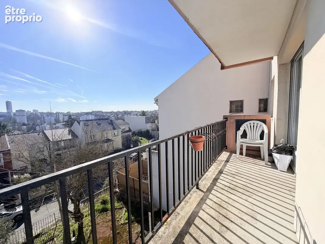 Montreuil 3 pieces balcon avec une vue unique - photo 3