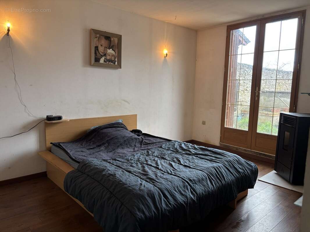 Maison à BONNETABLE