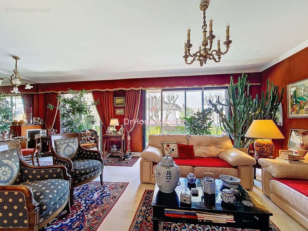 Appartement à LE BOURGET