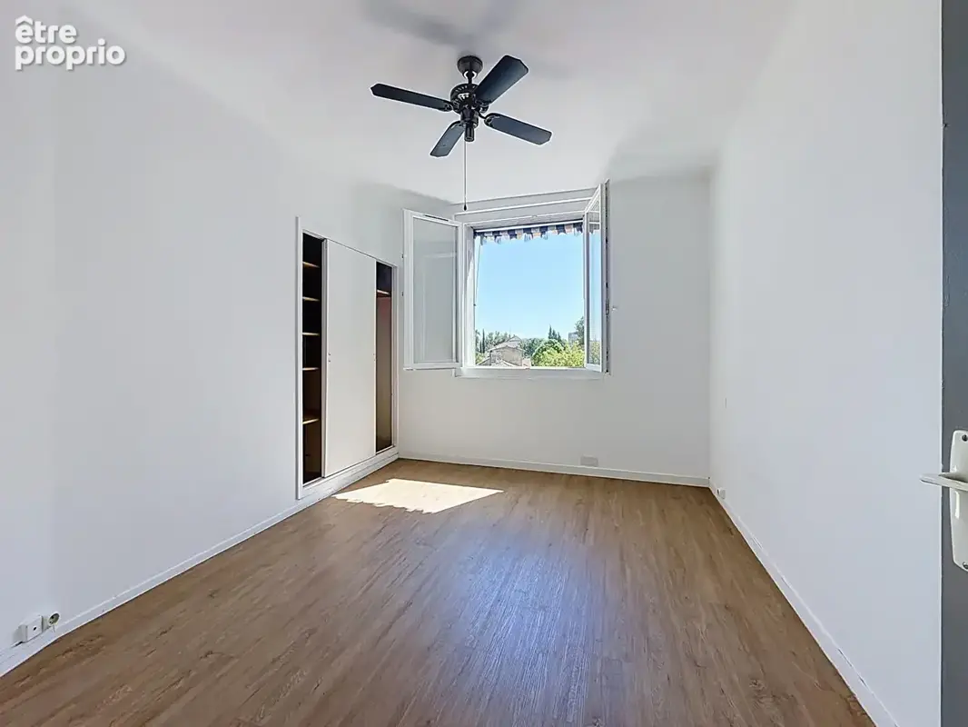 Appartement T4 de 95 m² avec parking et cave Avignon - photo 9