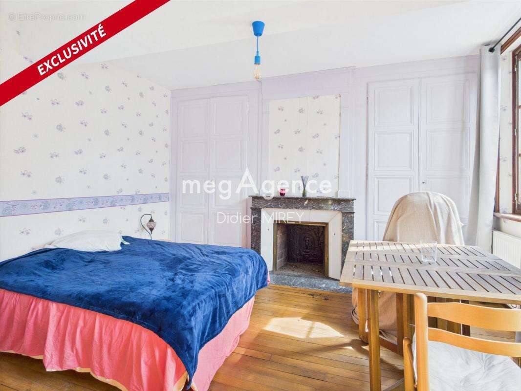 Maison à AIX-EN-OTHE