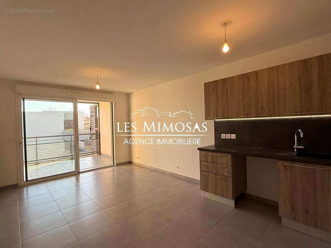 Appartement à FREJUS