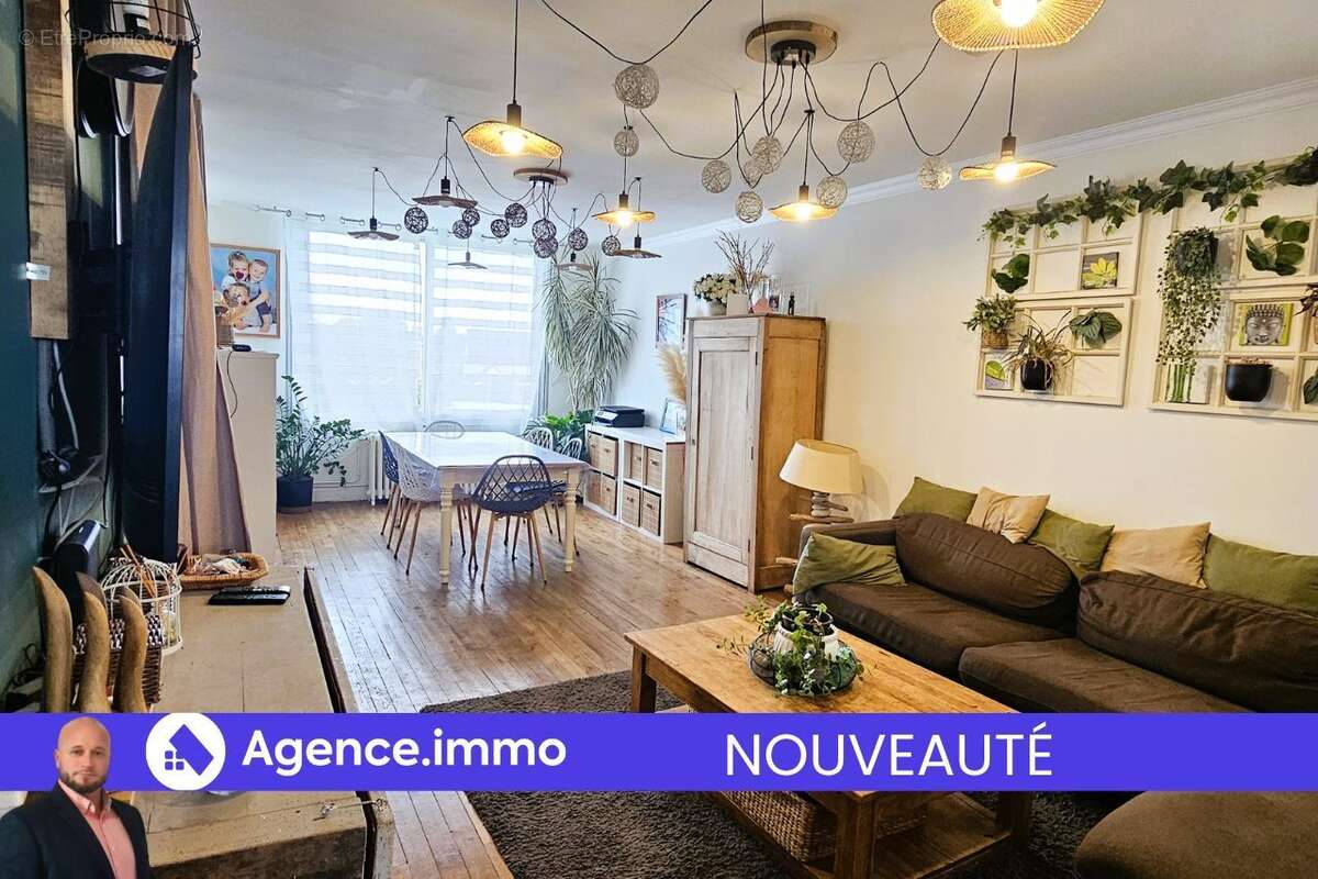 chambre 2 - Maison à CHATEAU-LA-VALLIERE