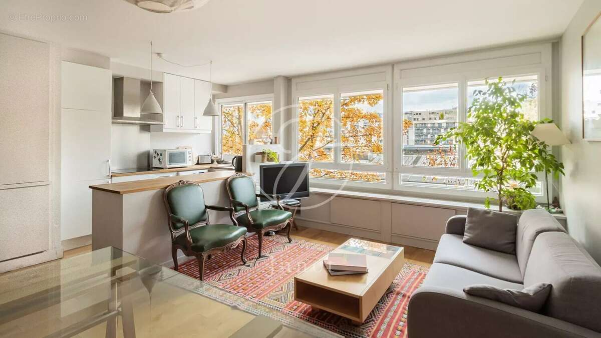 Appartement à PARIS-19E