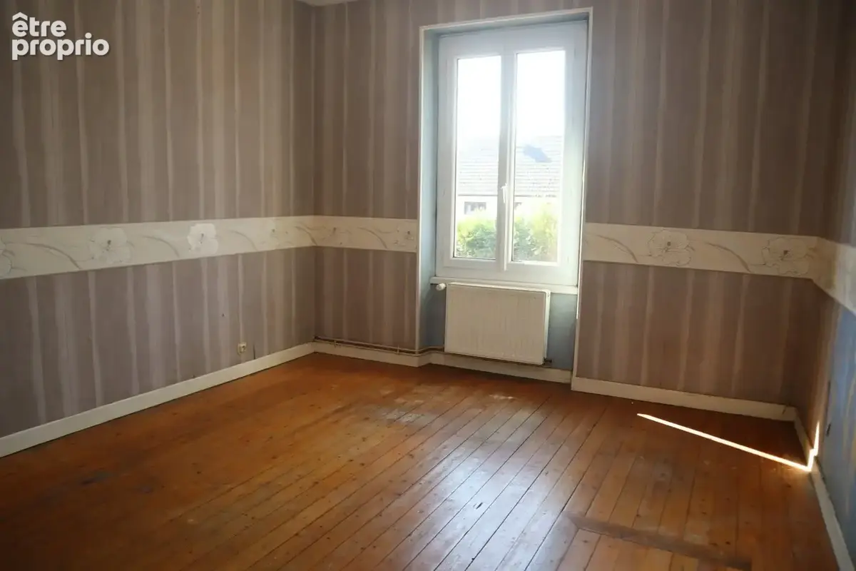 Maison 4 pièces 115 m² à vendre à Gy-Les-Nonains (45220) - photo 4