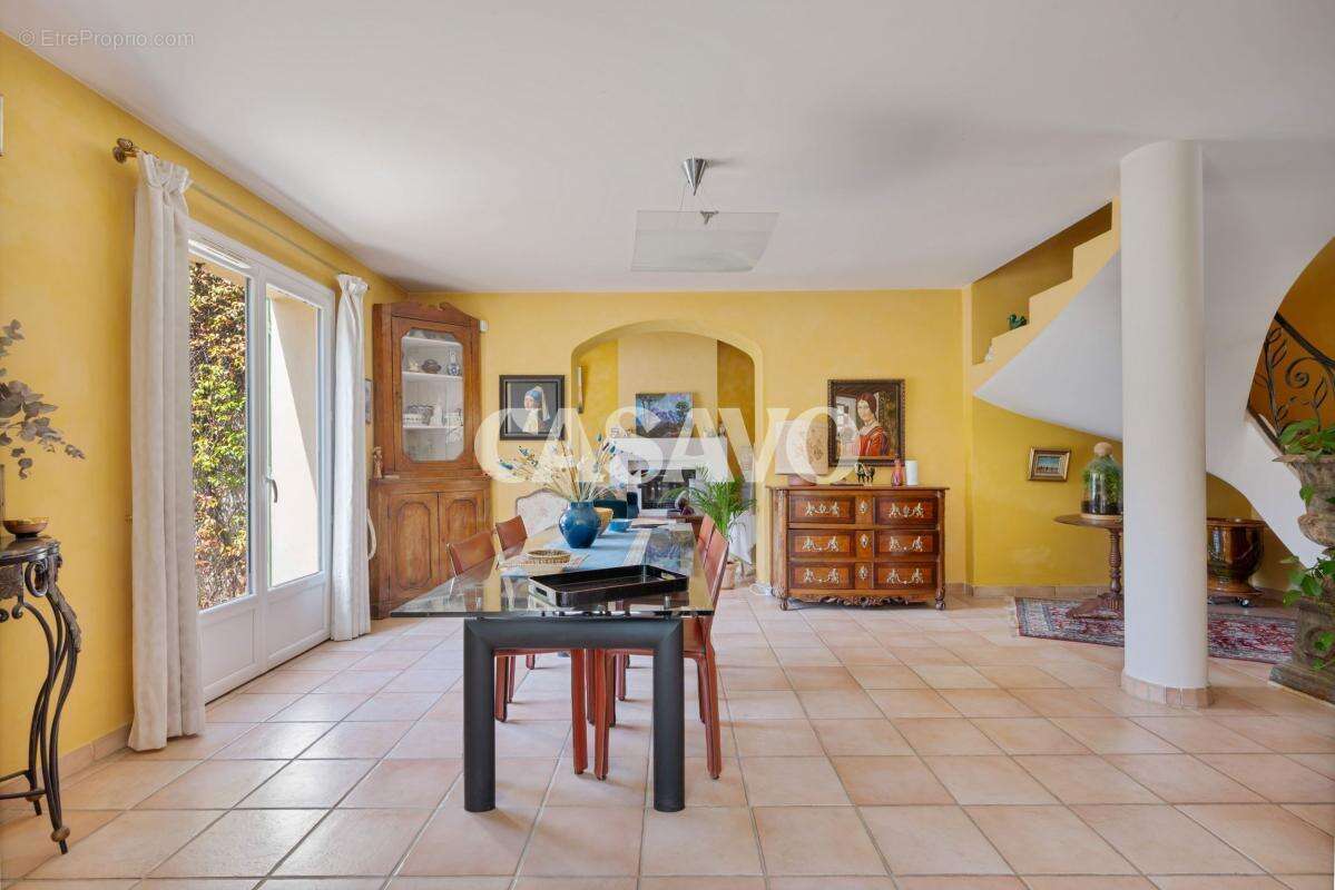 Maison à AIX-EN-PROVENCE