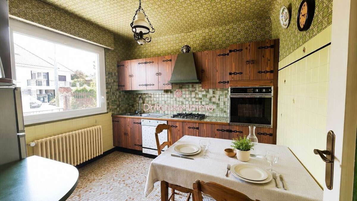 Maison 118 m² à Saint-Remy-Les-Chevreuse  - photo 6