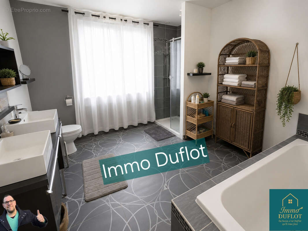 Maison familiale de 165 m2   Beaux volumes, fort potentiel et cadre naturel à Mortagne-du-Nord - photo 5