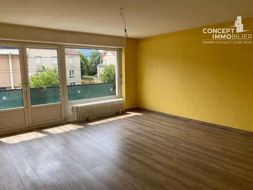Appartement à FAMECK