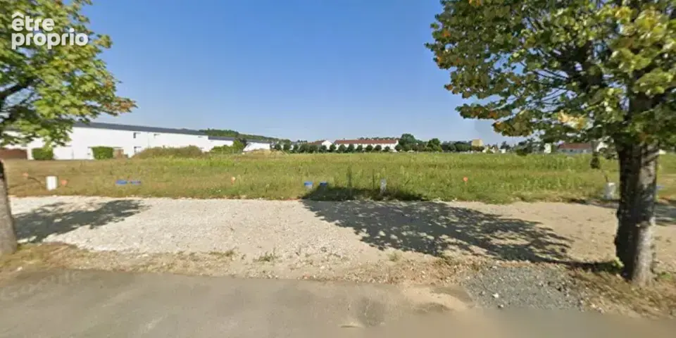 Photo Terrain à Champagne au prix de 41 500€