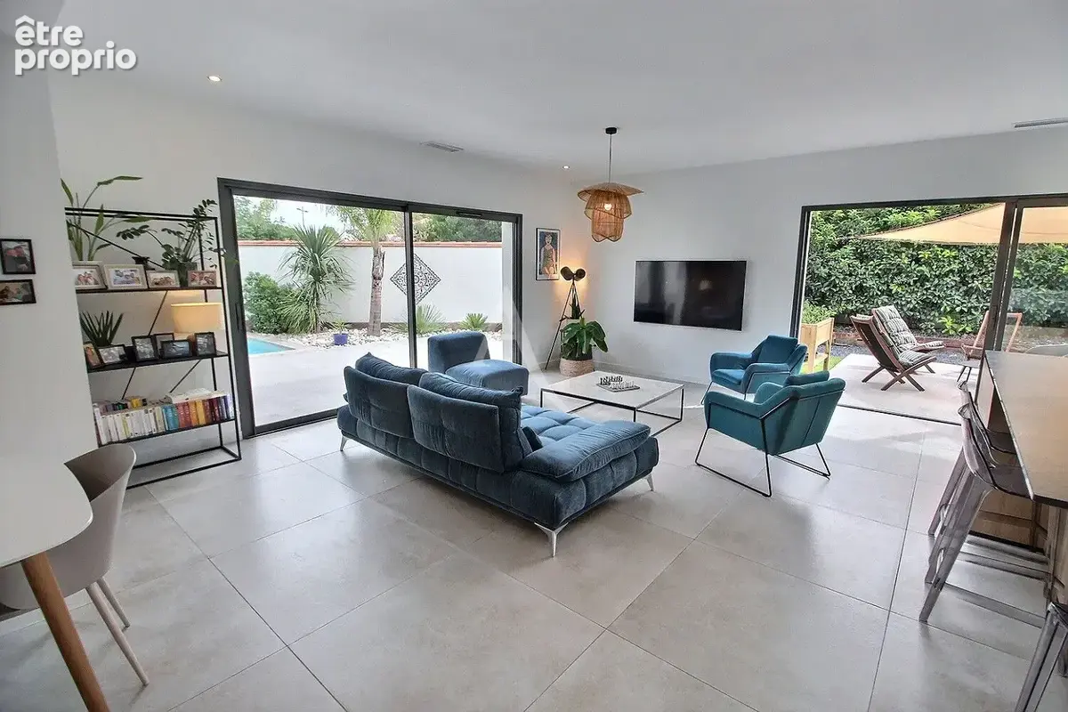 Villa  contemporaine de 150 m² de type f4 avec piscine sur terrain de 530 m² - photo 11