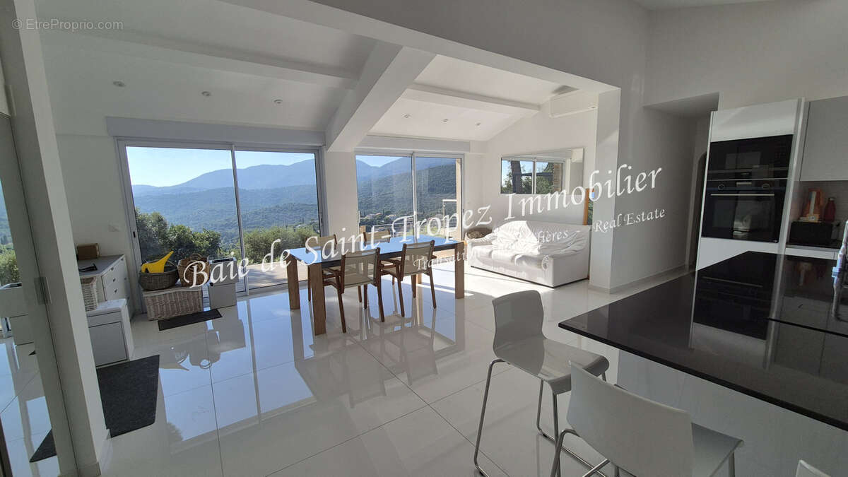 Maison à LA CROIX-VALMER