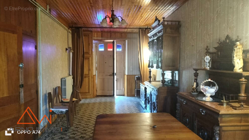 Maison à CAHUZAC-SUR-VERE