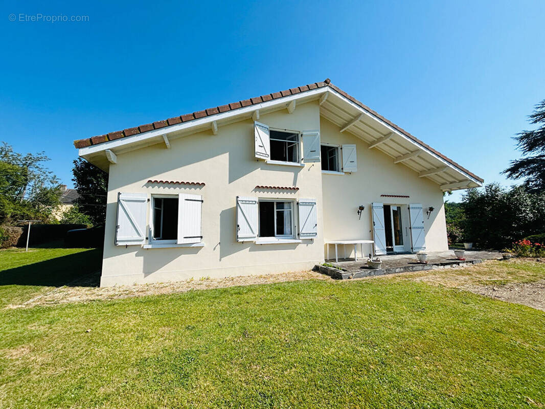 Maison à MADIRAN