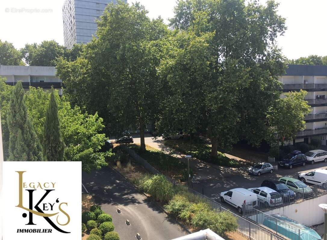 Appartement 70 m² à Lormont  - photo 9