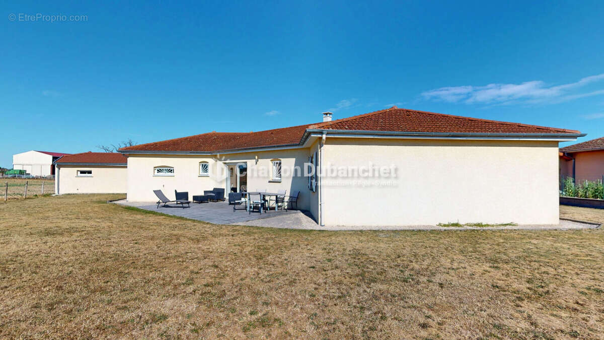 Maison à SAINT-LEGER-SUR-ROANNE