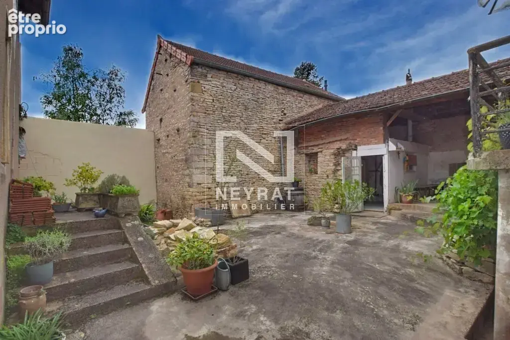 Maison à SAINT-MARTIN-SOUS-MONTAIGU