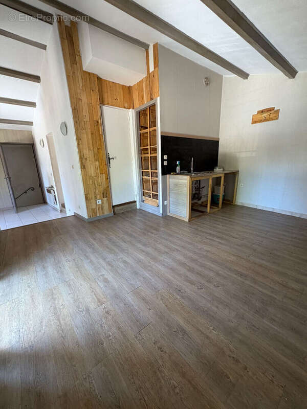 Appartement à PEGOMAS