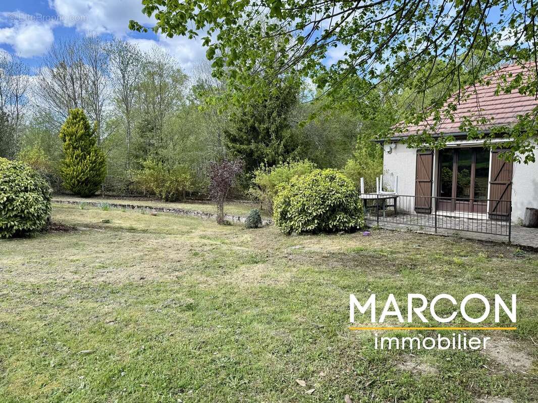 Maison à SAINTE-FEYRE