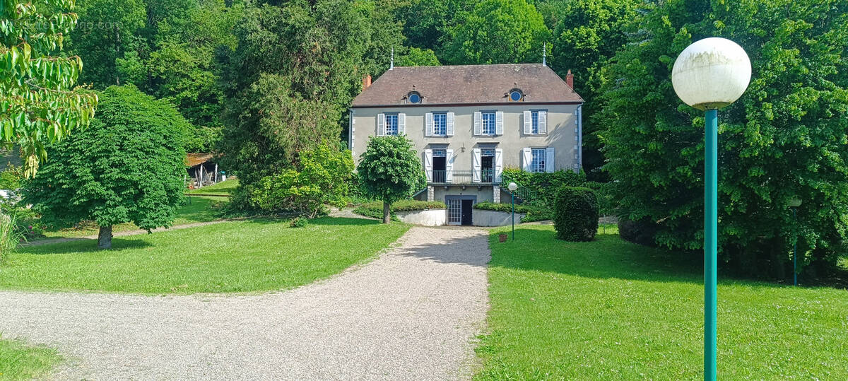 Maison à CLERMONT-FERRAND