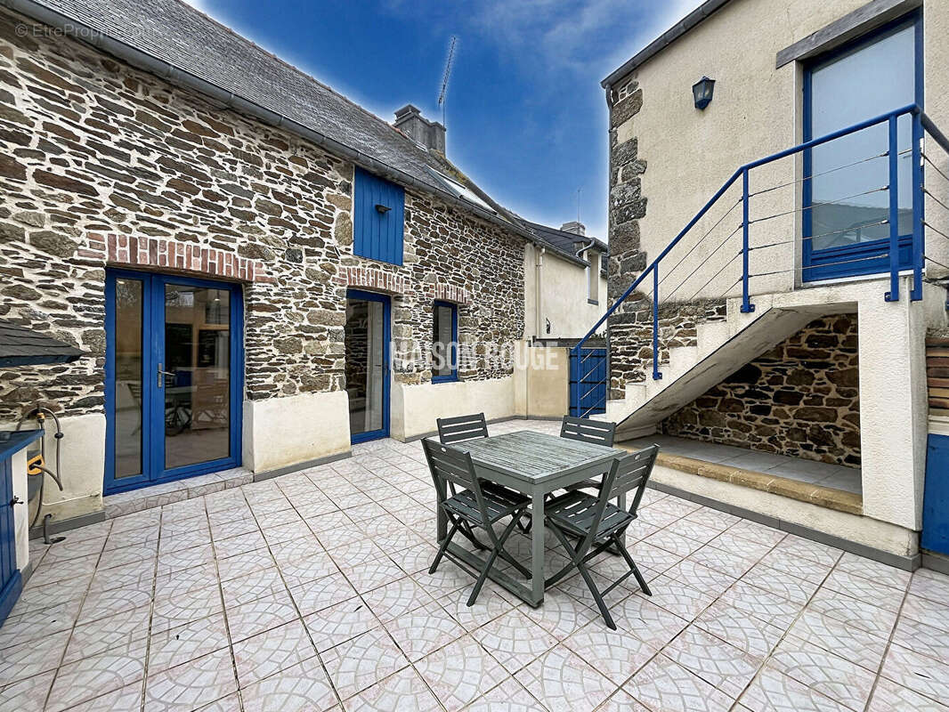 Charmante maison rénovée avec goût, jardin sans vis-à-vis et espace détente - photo 16