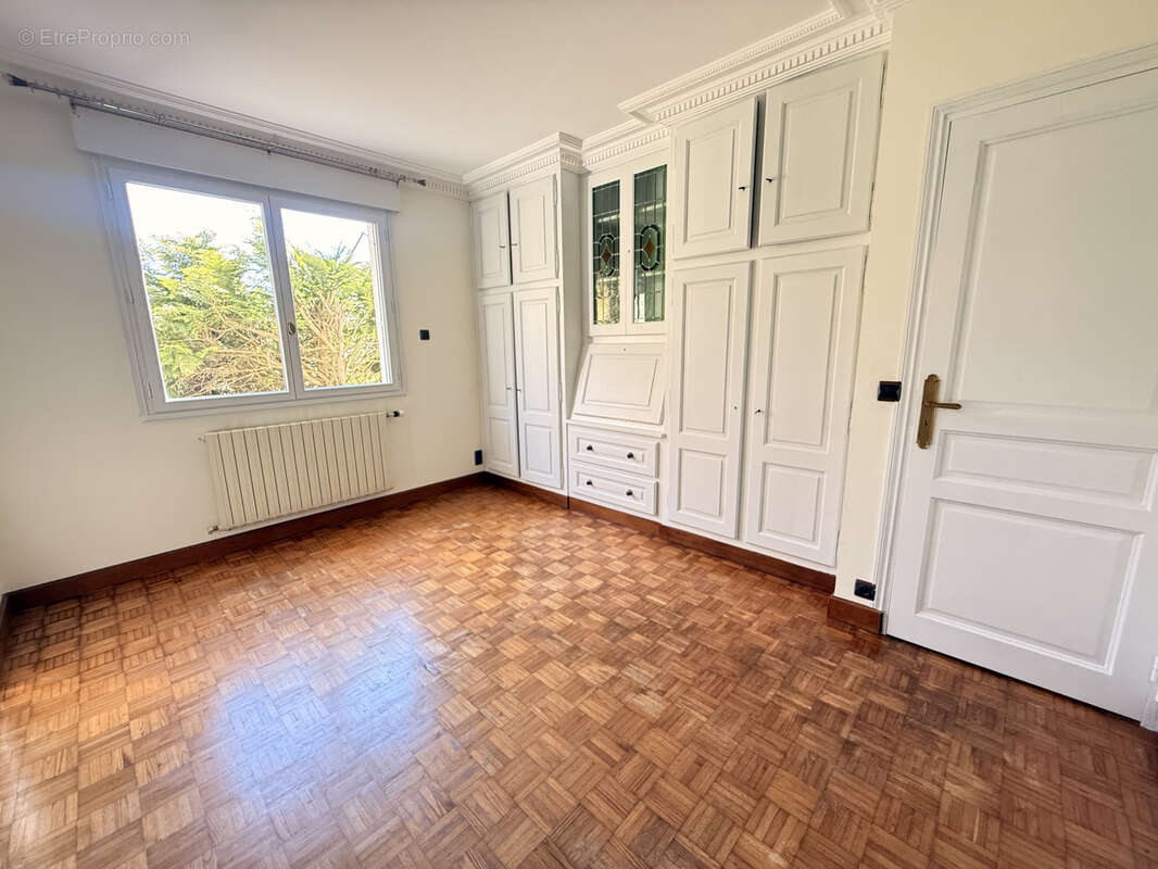 Maison à SAINT-PRYVE-SAINT-MESMIN