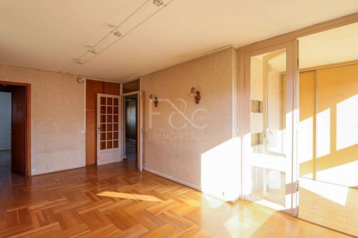 Appartement à LYON-5E