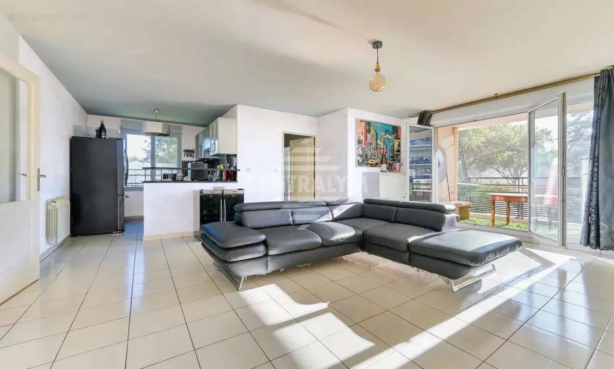 Appartement à TASSIN-LA-DEMI-LUNE