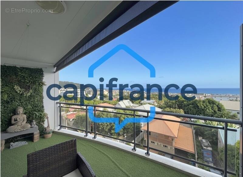 Appartement à SAINT-DENIS