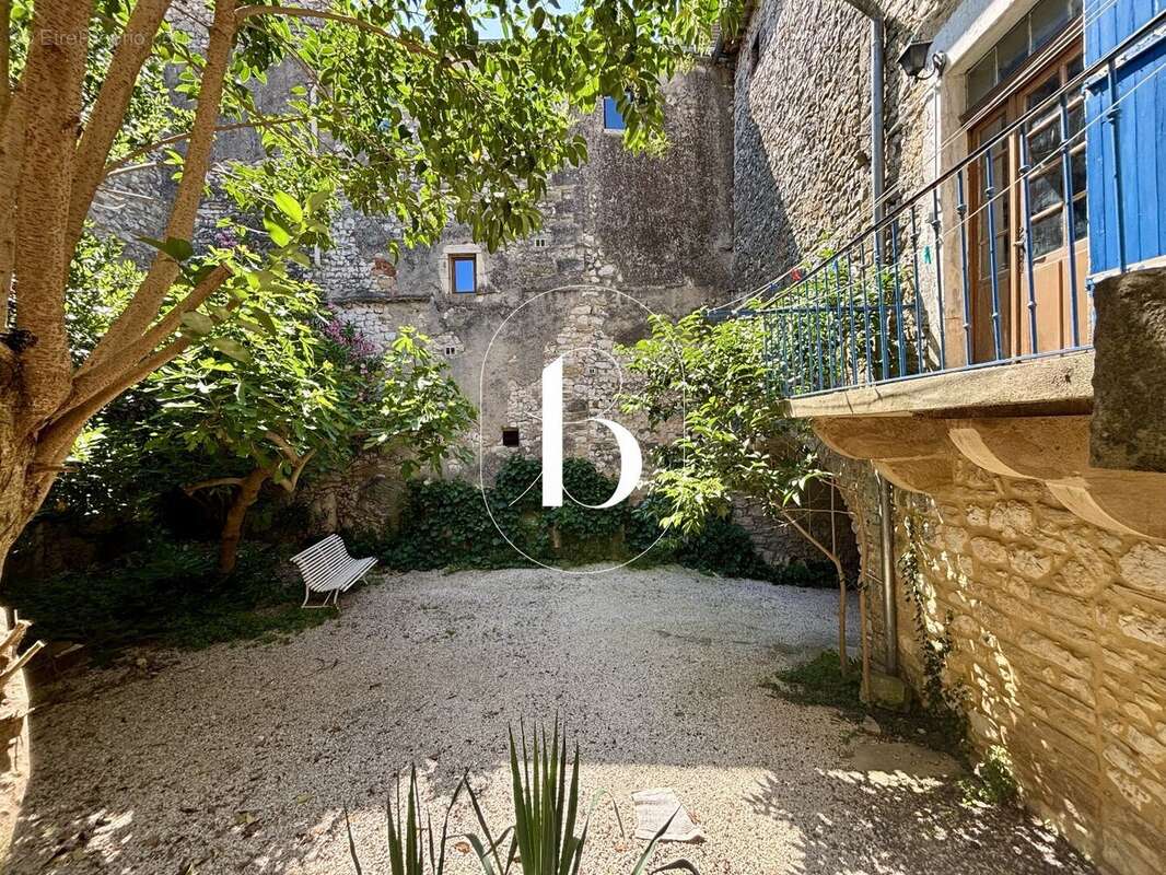 Maison à UZES