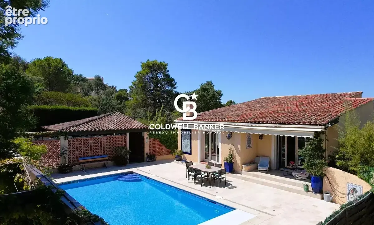 Villa avec piscine, calme et vue collines – 83250 La Londe les Maures - photo 4