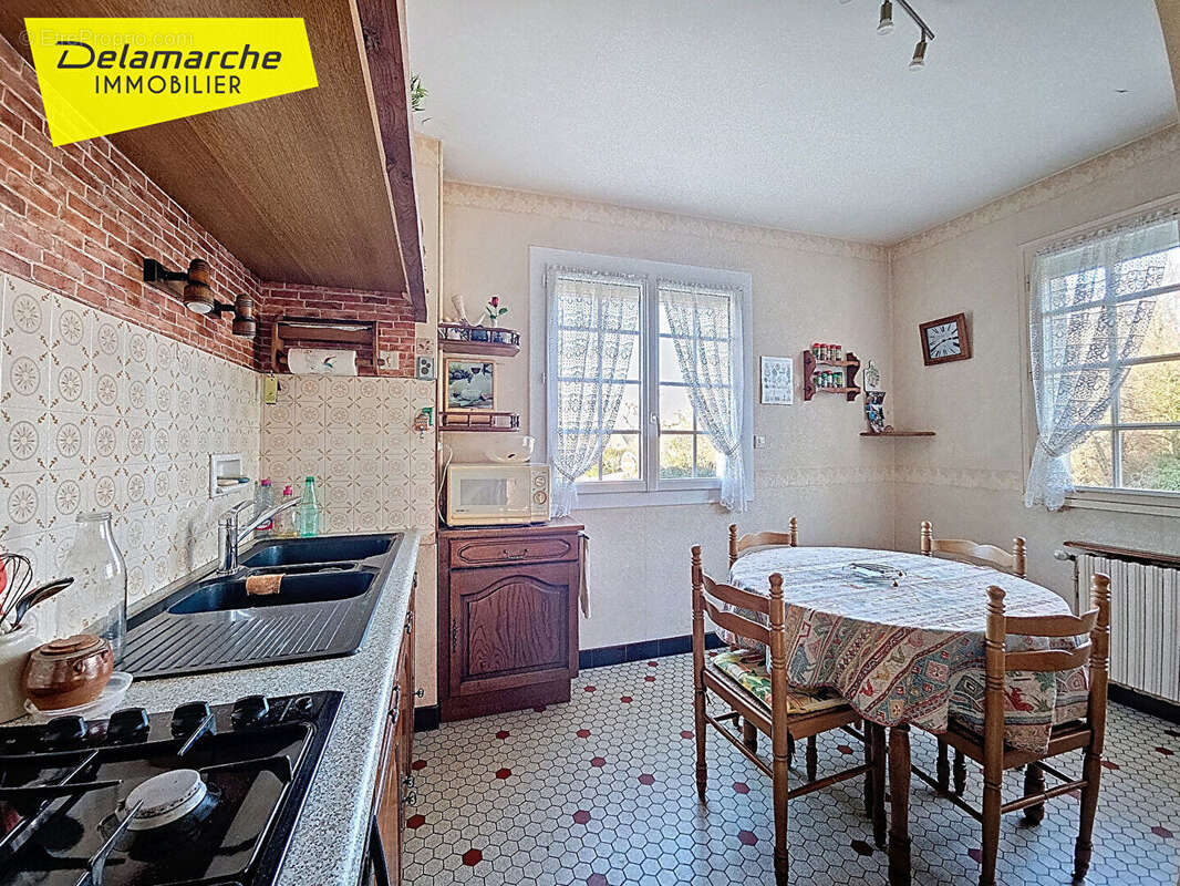 Maison à BREHAL