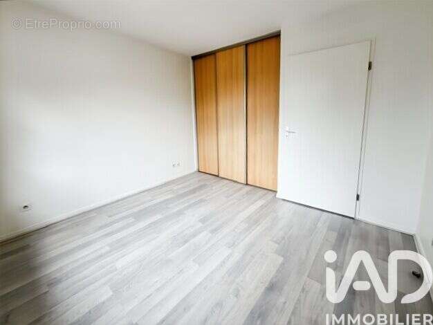 Photo 8 - Appartement à BRIE-COMTE-ROBERT