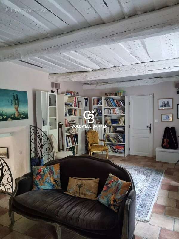 Maison à LORGUES