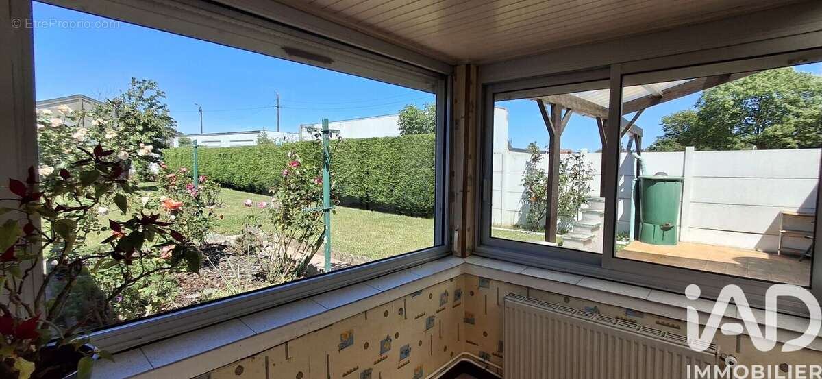 Photo 9 - Maison à VIOLAINES
